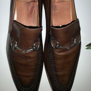 Men’s Gucci leatherbit loafers